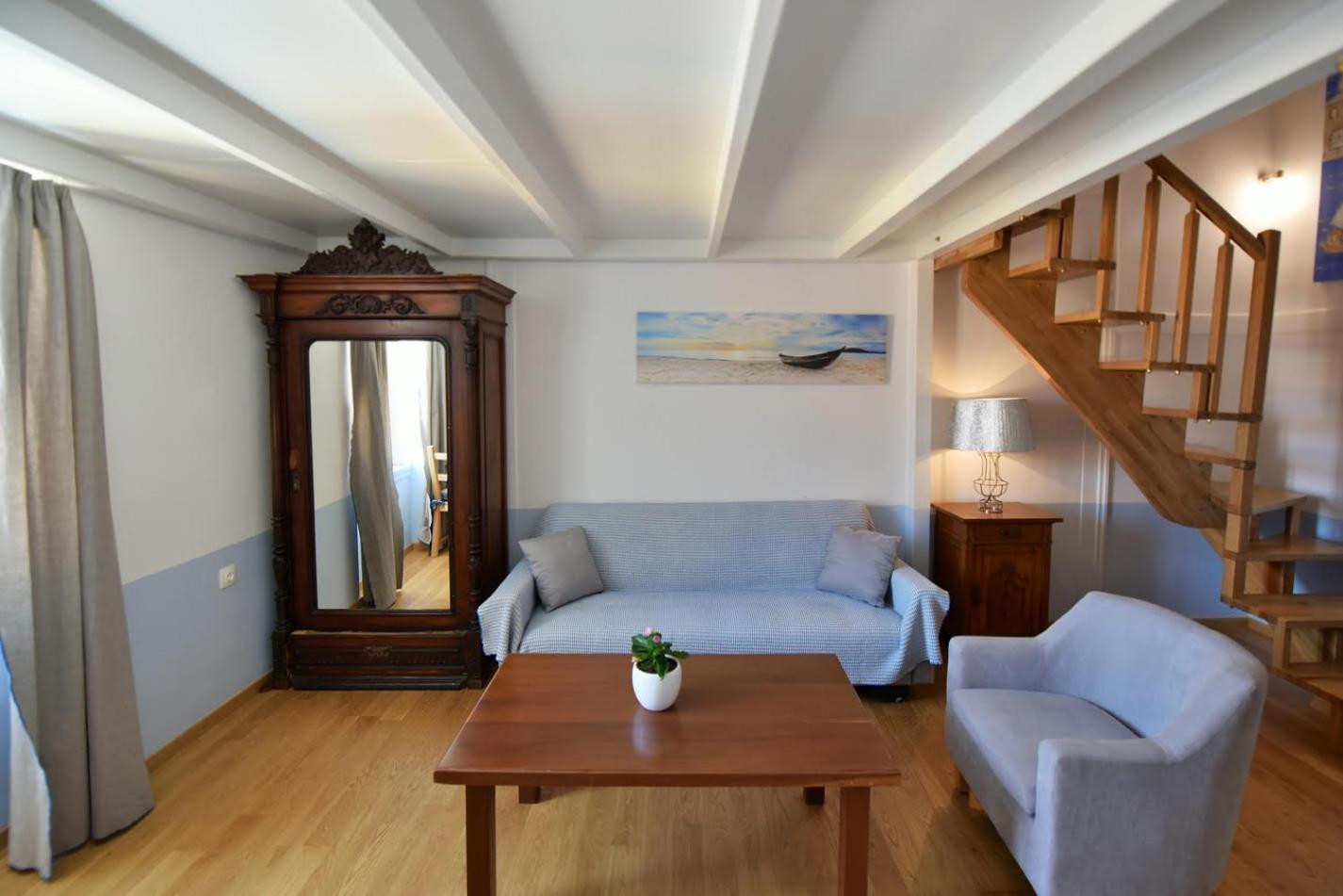 Douskos Guesthouse Идра Экстерьер фото
