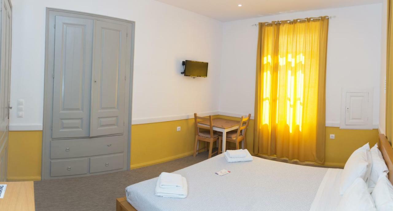 Douskos Guesthouse Идра Экстерьер фото