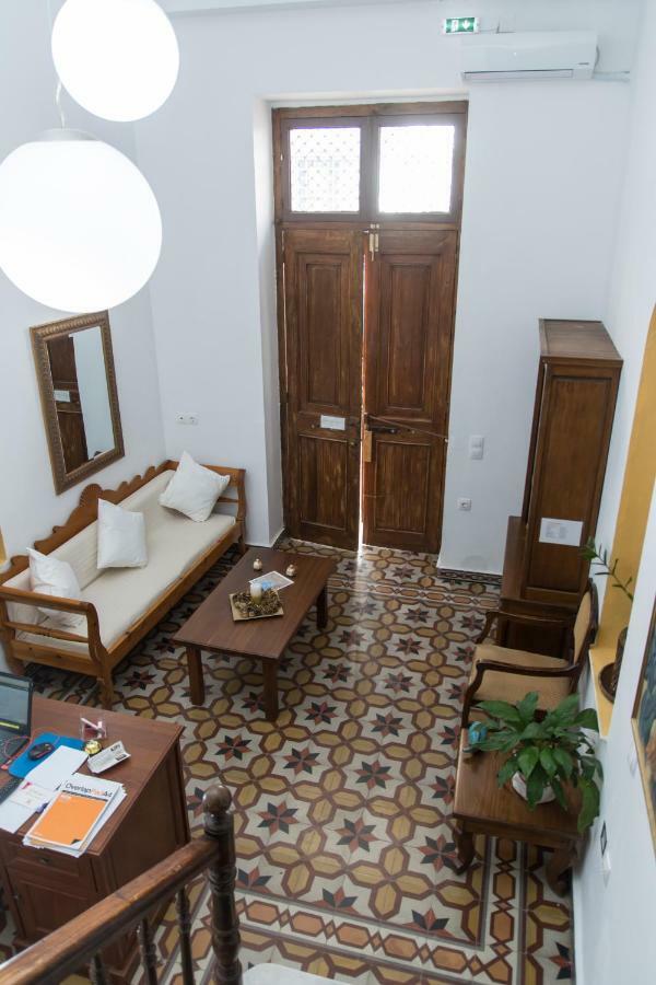 Douskos Guesthouse Идра Экстерьер фото